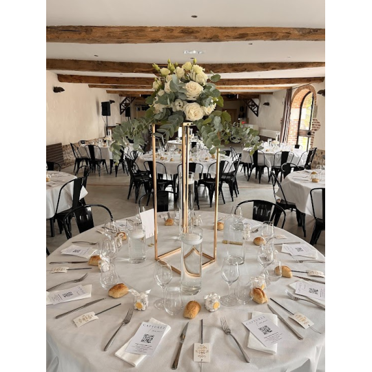Centre de table colonne dorée 100cm